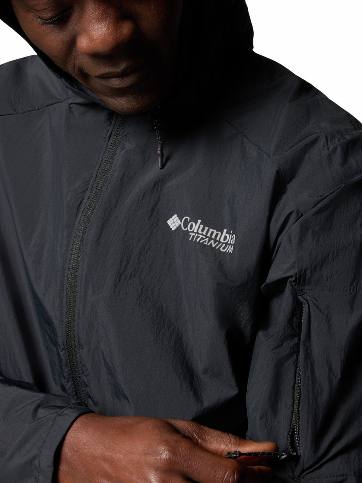 casaca-cortavientos-hombre-loop-trailtm-ii-2071231-iri-negro
