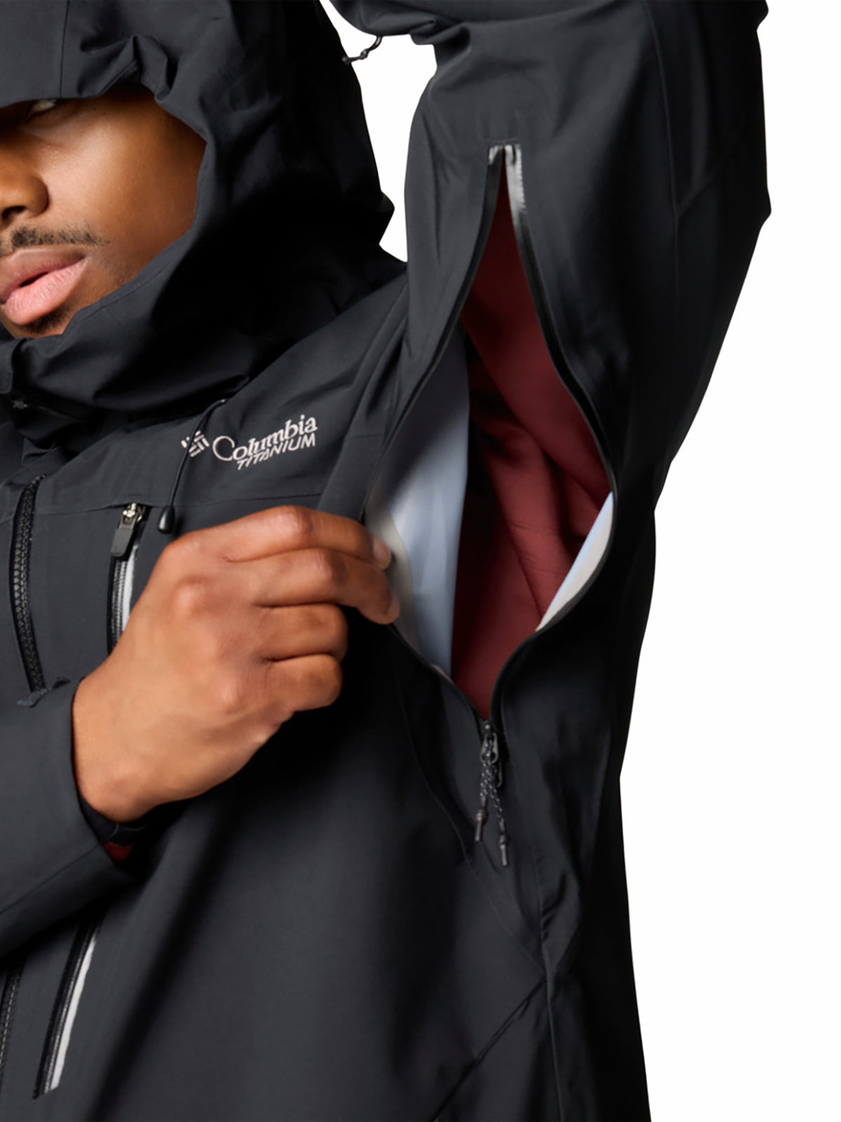 casaca-para-hombre-impermeable-platinum-peak-ll-3l-negra-columbia-2087141-xp9