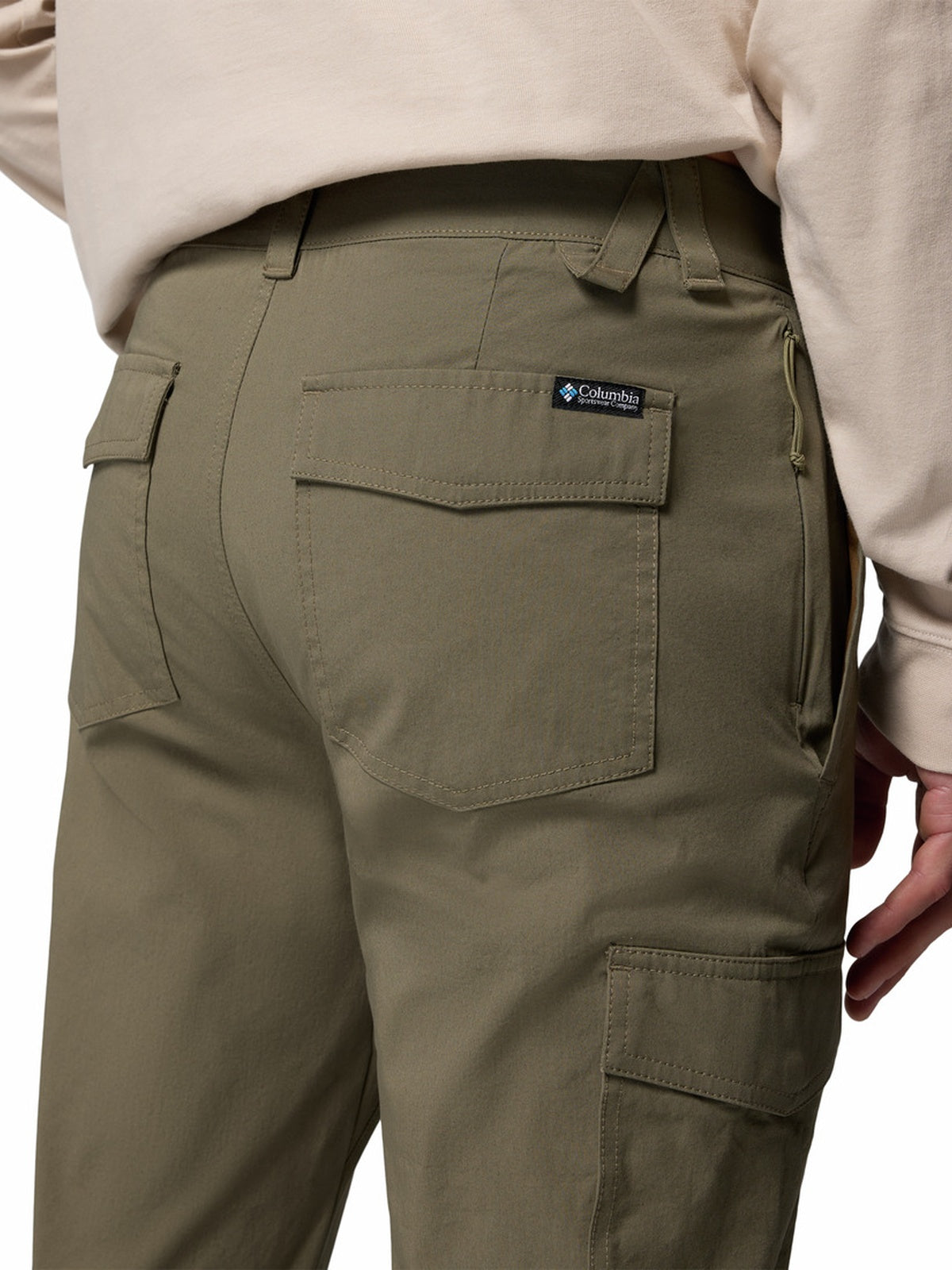 short-roc-cargo-2135541-tyn