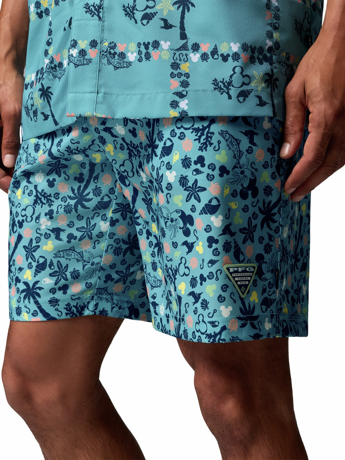 short-pfg-disney-ramblertm-short-2182141-47l-azul